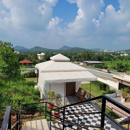 Aura Gold Resort Udaipur Exterior foto
