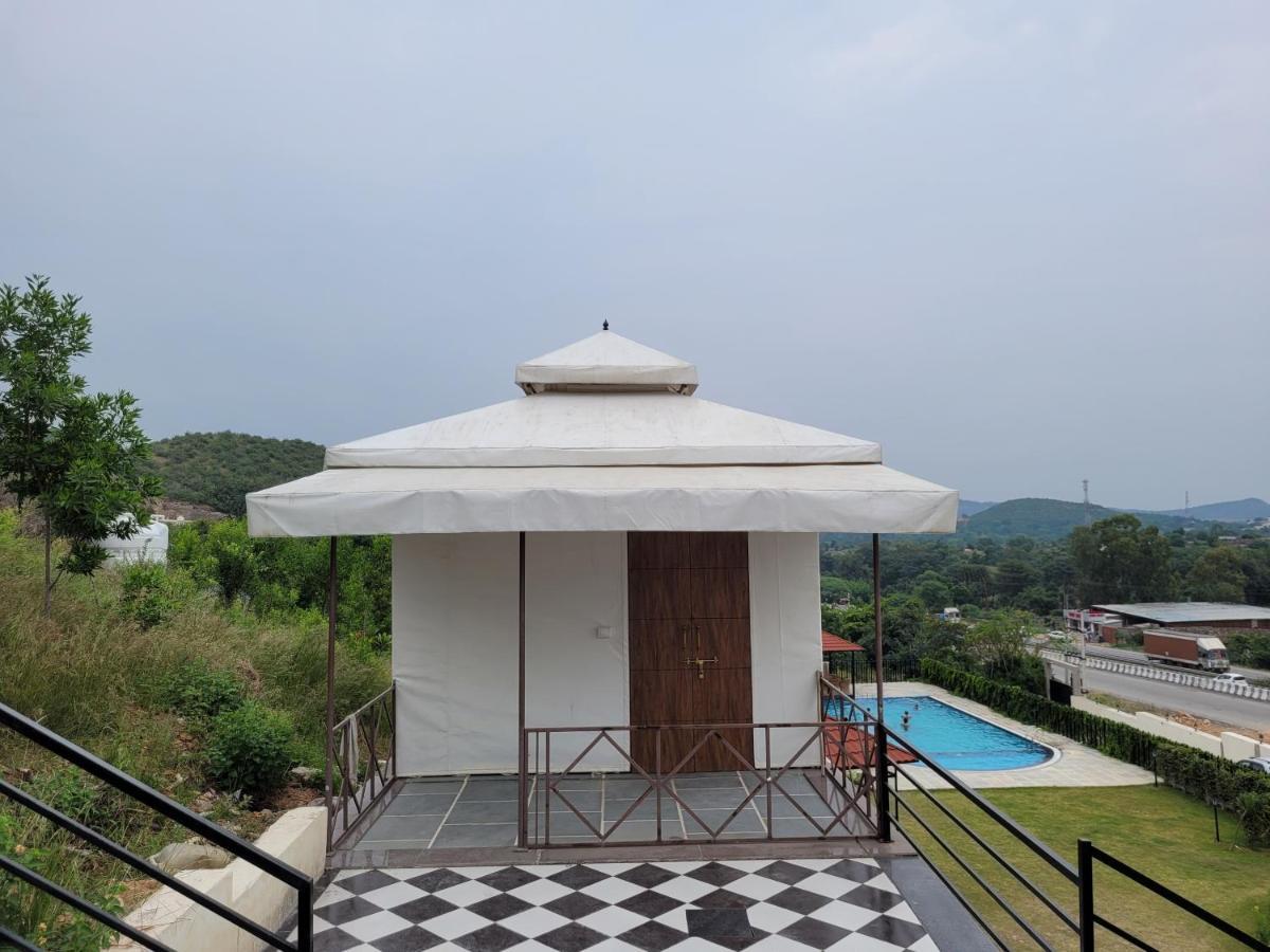 Aura Gold Resort Udaipur Exterior foto
