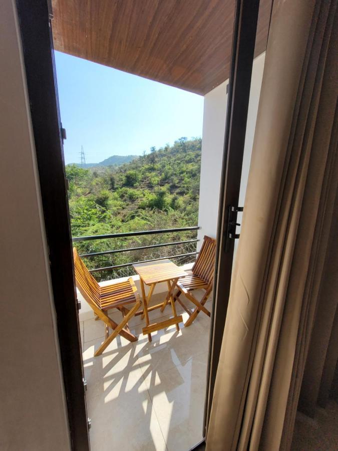 Aura Gold Resort Udaipur Exterior foto